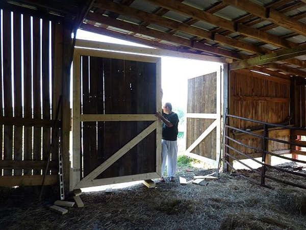New barn doors on the geriatric barn